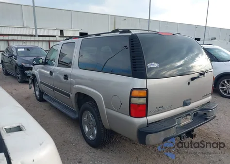 2005 Chevrolet Suburban 1500 Ls из США, поврежденный, VIN 3GNEC16Z45G232667